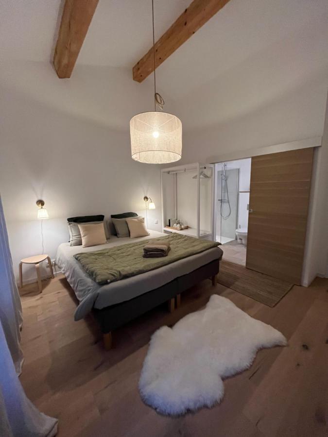 La Bergerie Du Roy-Chambres D'Hotes- Rognes Bagian luar foto